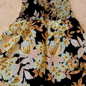 Strapless romper